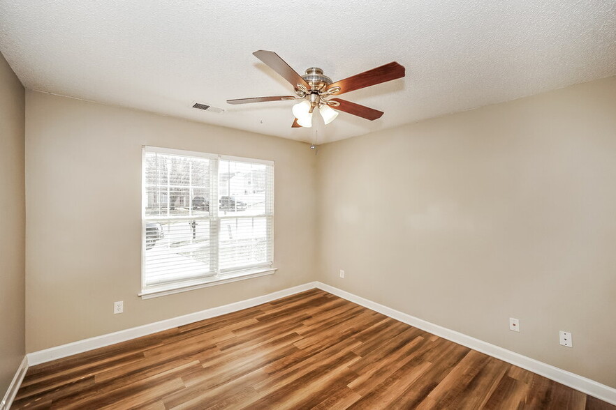 Building Photo - 3441 Braden Dr
