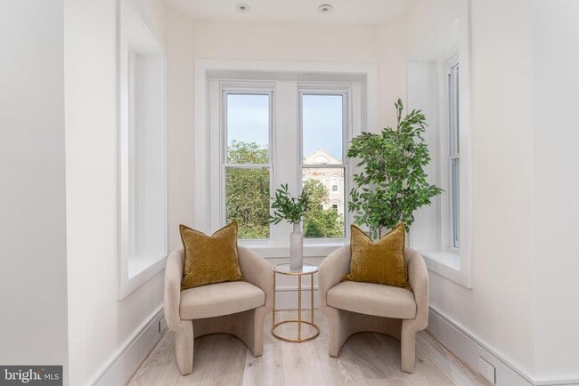 Building Photo - 1604 13th St NW