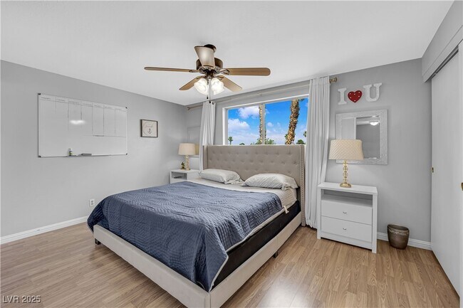 Building Photo - 4186 Sandcastle Dr