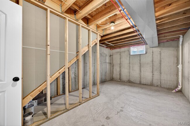 Building Photo - 64 David Dr