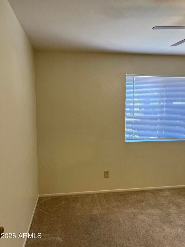 Building Photo - 507 E Colgate Dr