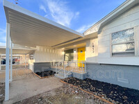 Building Photo - 1932 N Mitchell Dr