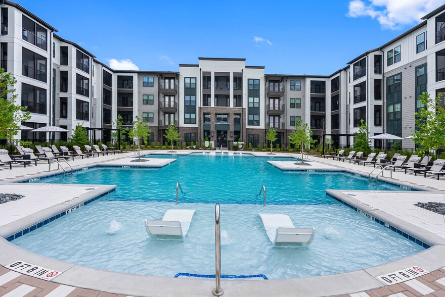 Primary Photo - Westport Lofts