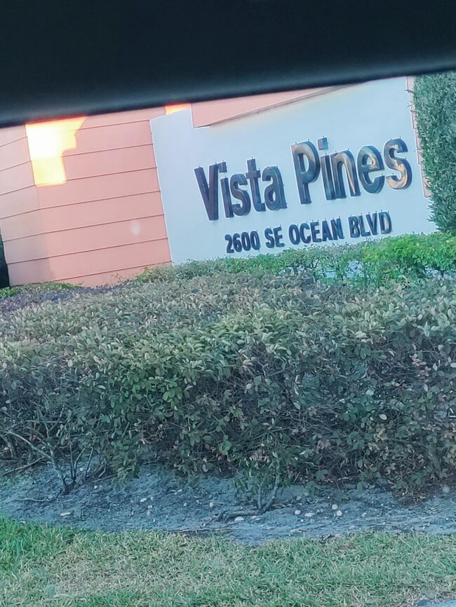 Building Photo - 2600 SE Ocean Blvd