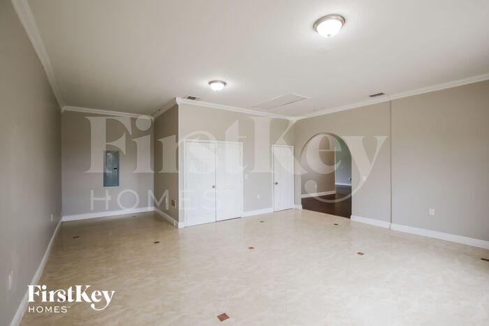 Building Photo - 16498 SW 288th Ln
