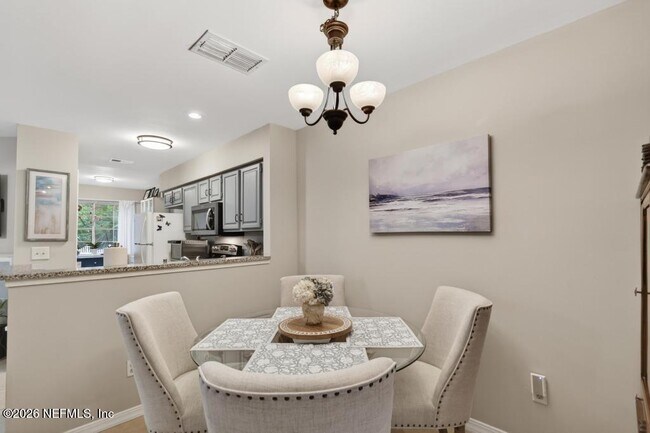 Building Photo - 323 Sand Castle Way