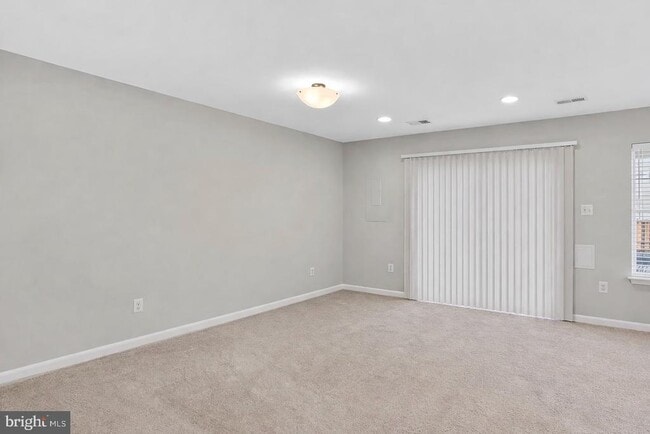 Building Photo - 21758 Flora Springs Terrace