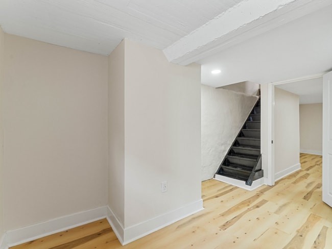 Building Photo - 2066 Eastburn Ave