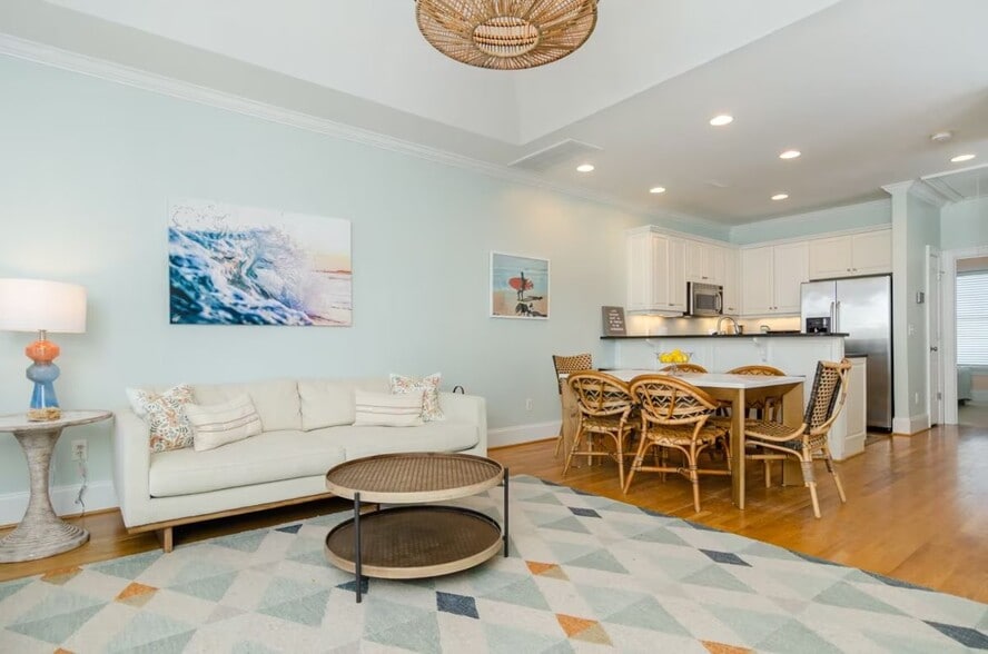 Building Photo - 14A E Greensboro St