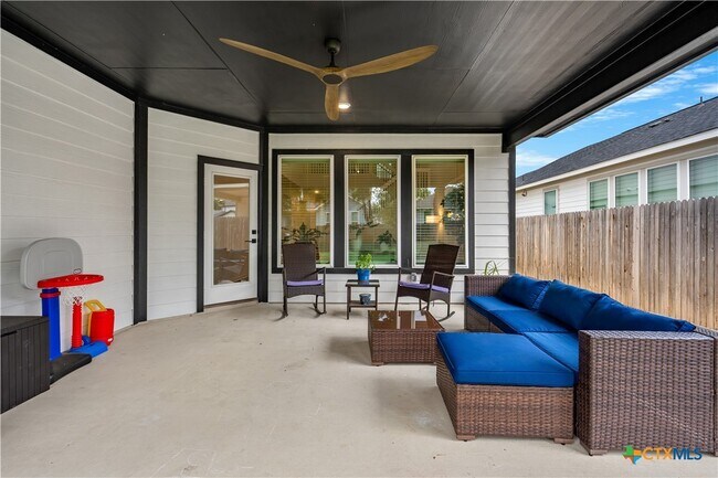 Building Photo - 112 Alpen Ct