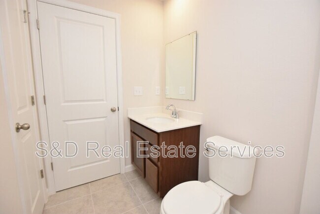 Building Photo - 622 Manchester Path