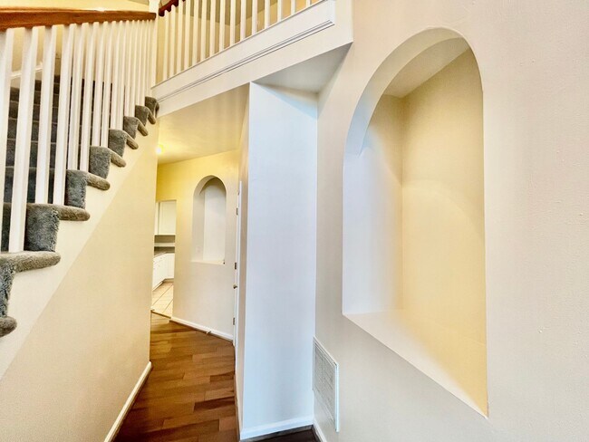 Building Photo - Spacious 4 Bedroom Home on Cul-de-sac in Castleton Virginia Beach!