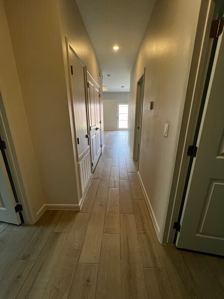 Building Photo - 3316 Duke Ave