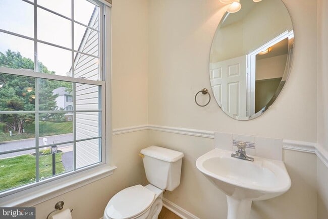 Building Photo - 8695 Ruby Rise Pl