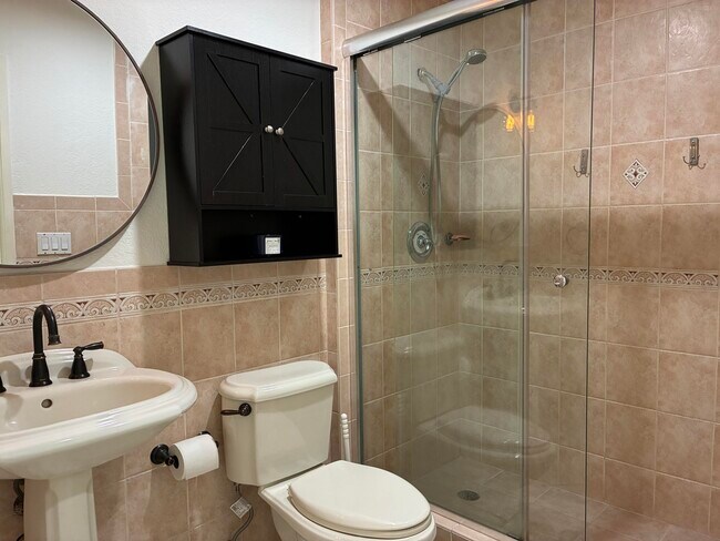 Building Photo - 7895 La Mirada Dr
