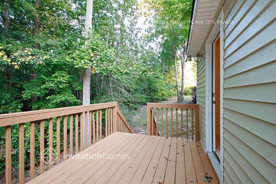 Building Photo - 416 Westonridge Run