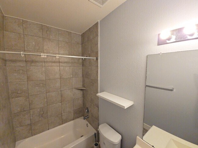 Building Photo - 21706 Rainfall Park Dr