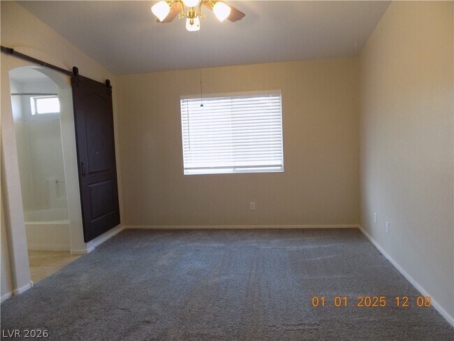 Building Photo - 513 Faultless St