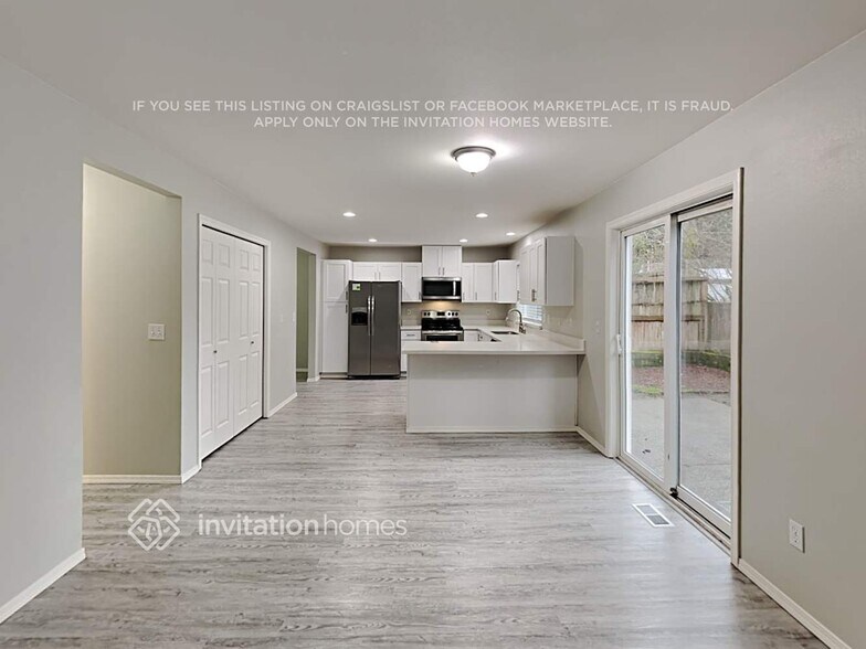 Building Photo - 18908 76th Ave Ct E