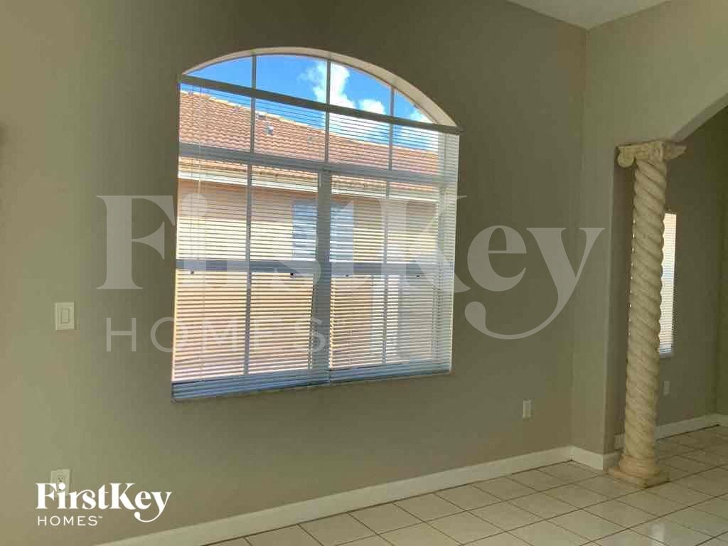 Building Photo - 12964 NW 8th Ln