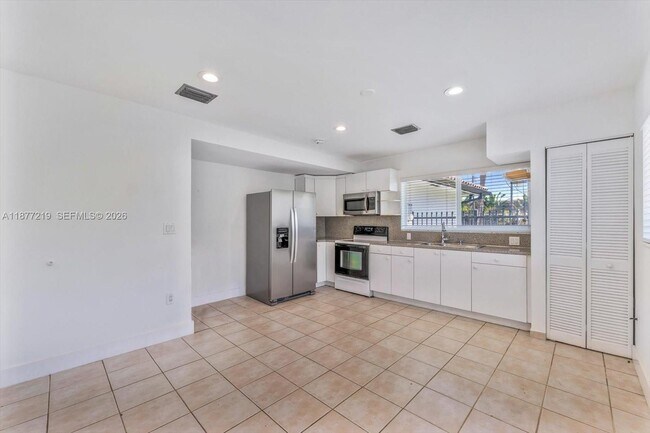 Building Photo - 9203 SW 136th Terrace