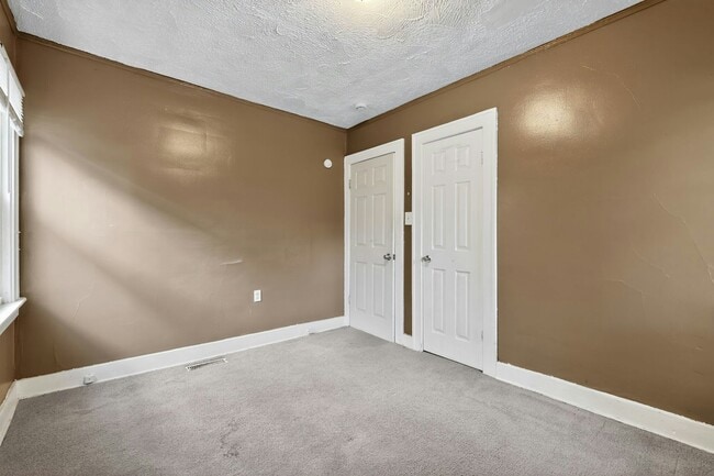 Building Photo - 16171 Cheyenne St