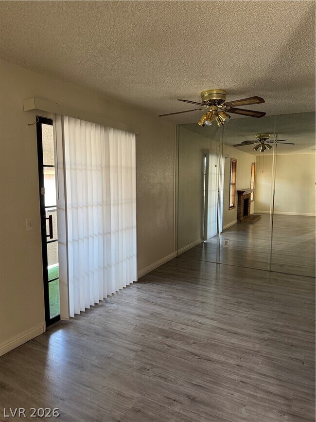 Building Photo - 6687 W Tropicana Ave