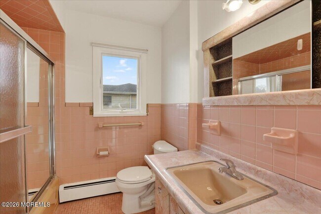 Building Photo - 8 Pullman Ave