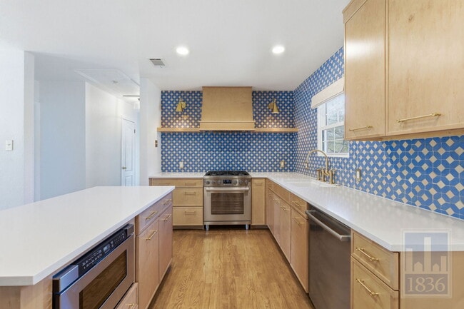 Building Photo - 8324 Burrell Dr