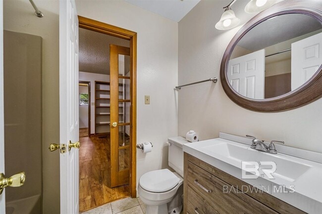 Building Photo - 500 Pomelo St