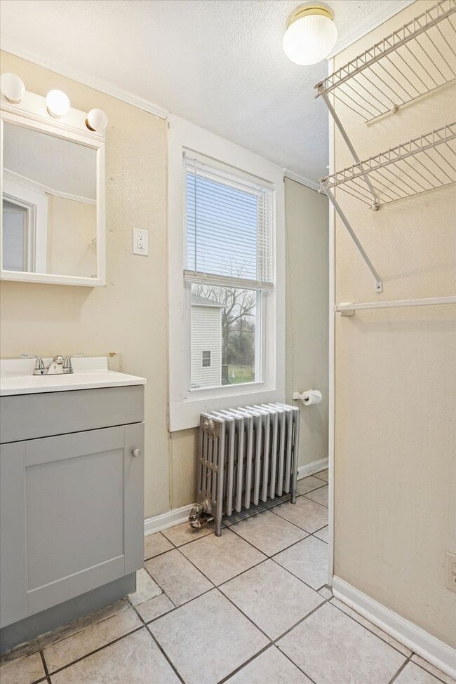 Building Photo - Updated single-family home in the heart of Kennett Borough—bright, spacious, and walkable to ever...