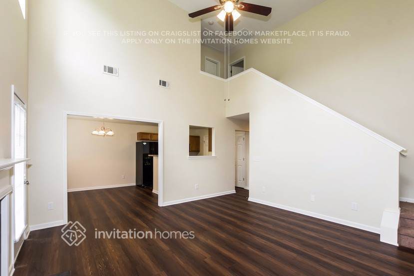 Building Photo - 216 Nellie Yale Pl