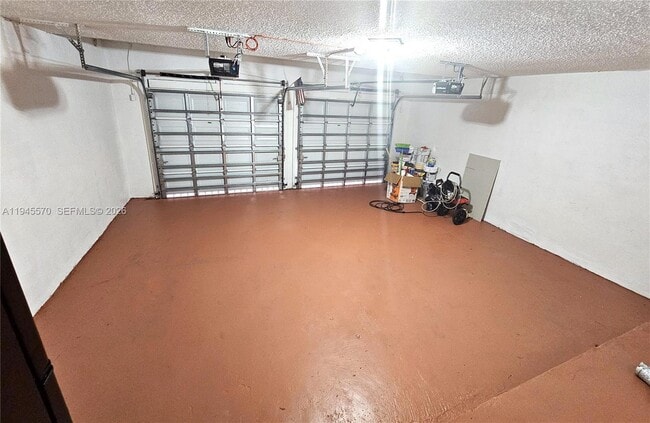 Building Photo - 11025 SW 156th Pl