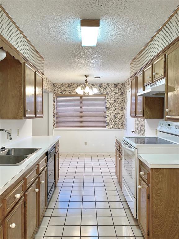 Building Photo - 4309 Bob O Link Dr