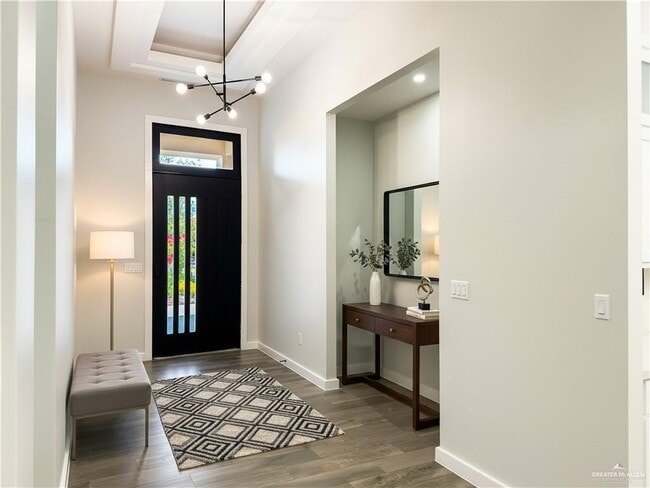 Building Photo - 27 Cooper Ln