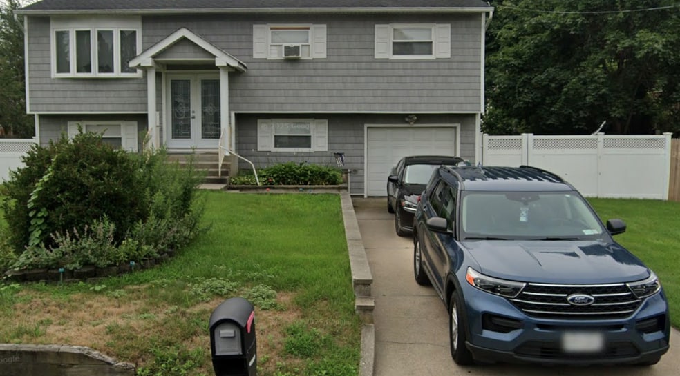 Primary Photo - 498 Hawkins Rd