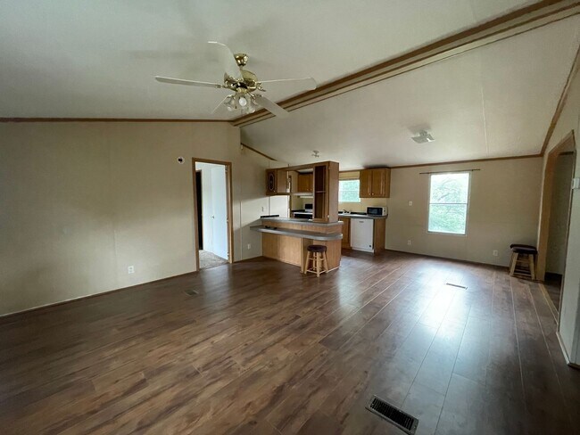 Building Photo - 3602 Wellington Ln