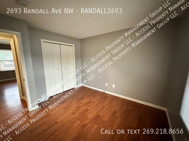 Building Photo - 2693 Randall Ave NW