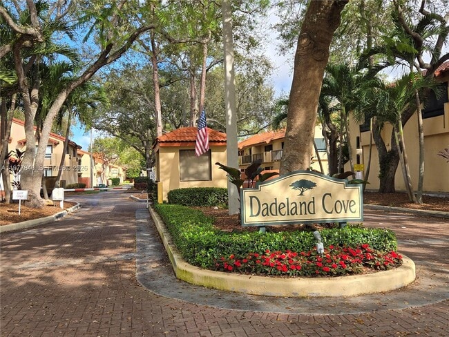 Building Photo - 7847 SW 102nd Ln