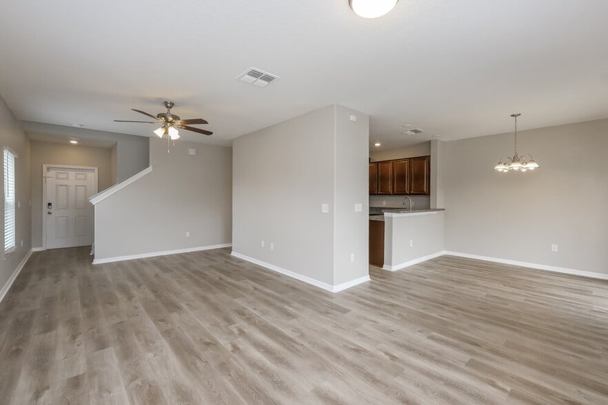 Building Photo - 7405 Clary Sage Ave
