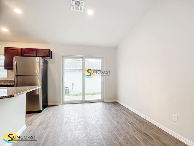 Building Photo - 4656 SW 166th St