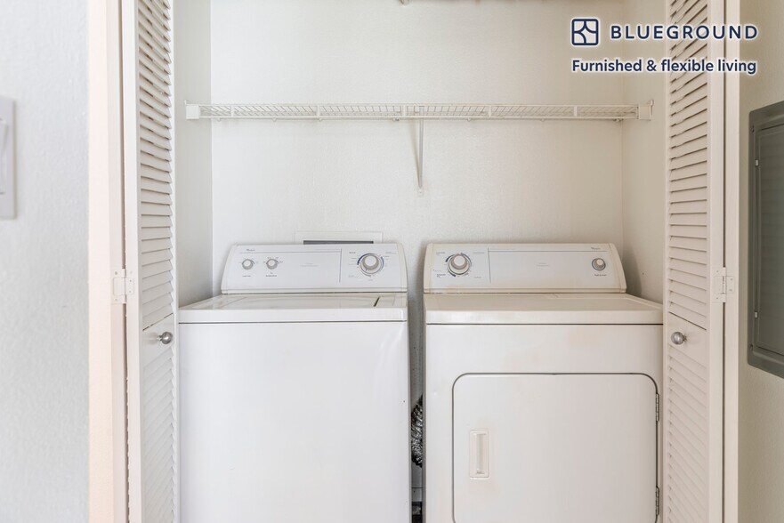 Building Photo - 754 The Alameda