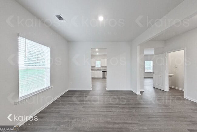 Building Photo - 3428 Bridgewood Dr