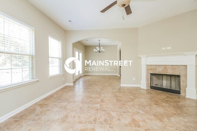Building Photo - 4 Bedroom Pet-Friendly Home in La Vergne, TN with Main Street Renewal