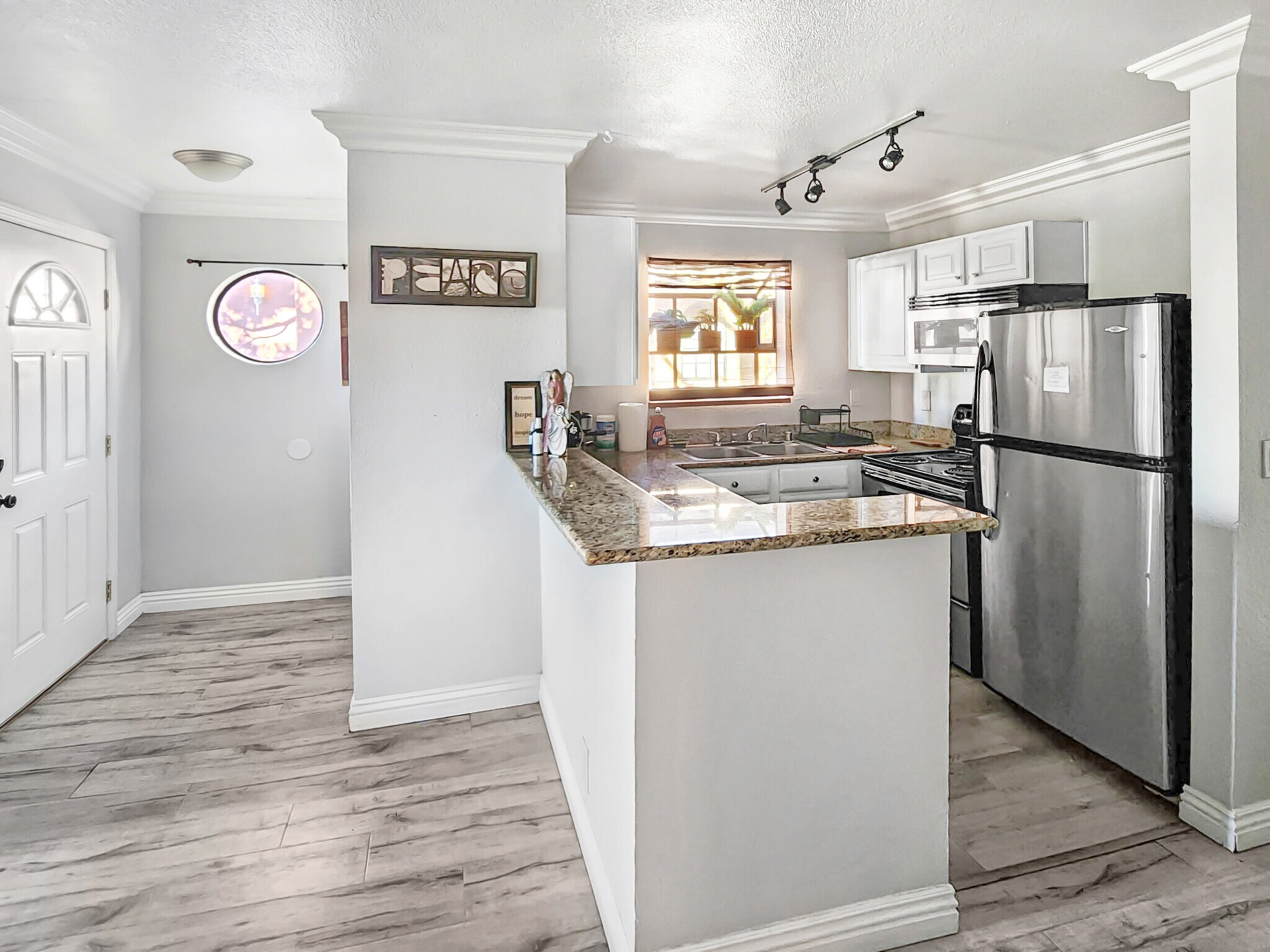 Building Photo - 4050 Pacific Harbors Dr