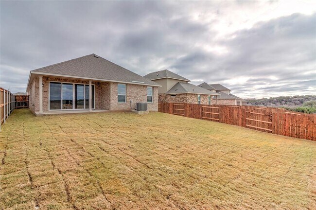 Building Photo - 681 Peace Pipe Way