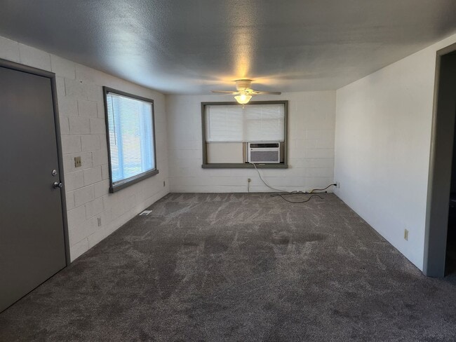 Building Photo - Occupied, do not disturb tenants.  Naches ...