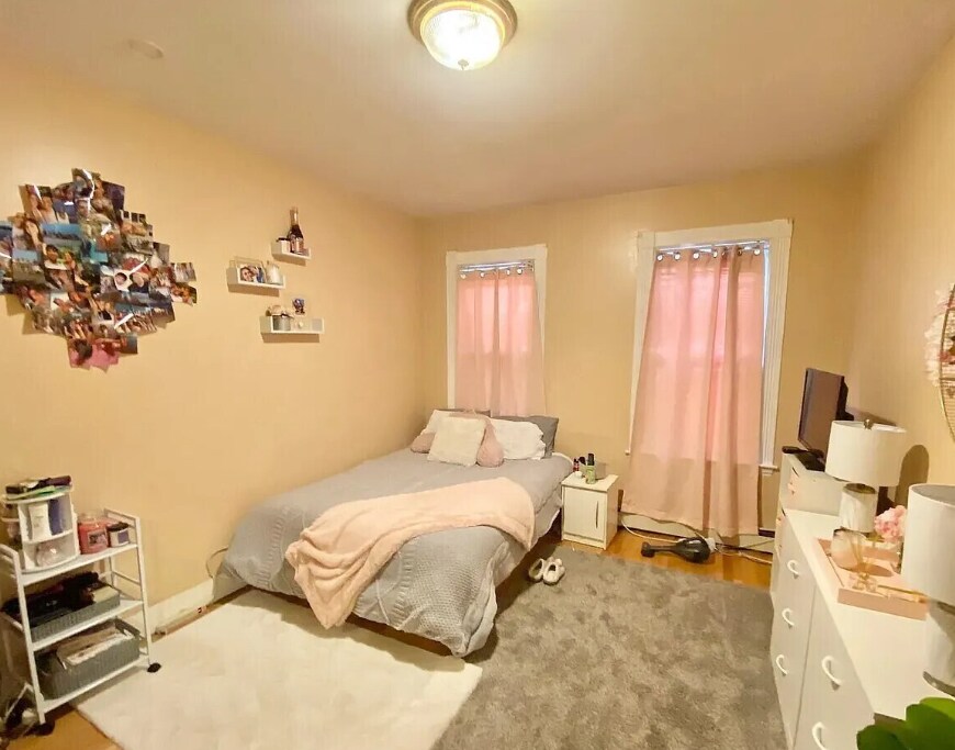 Building Photo - 6 Eldora St