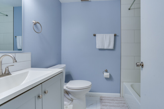 Basement bathroom - 3030 Ellenwood Dr