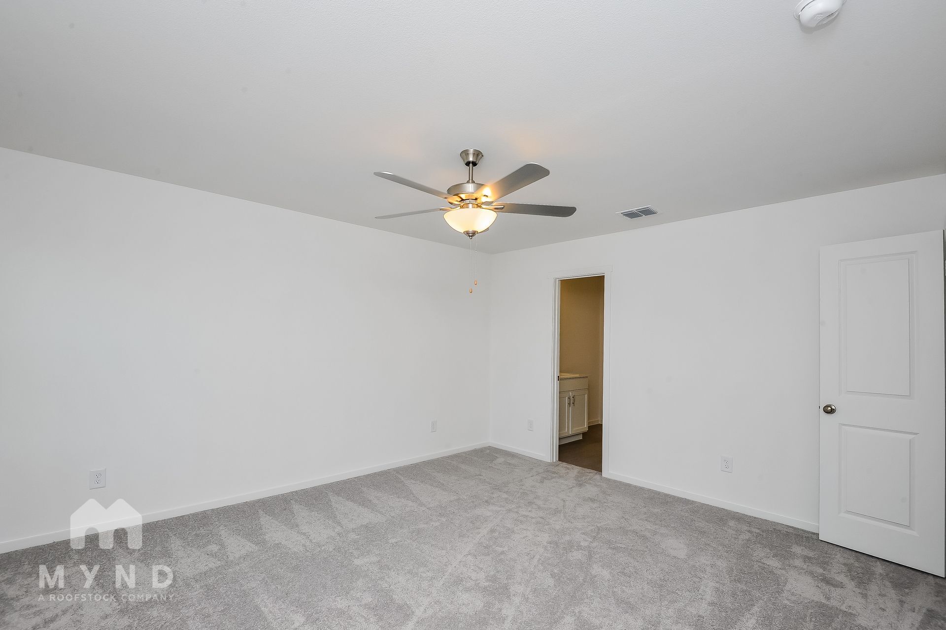 Building Photo - 2740 Mistwood Dr